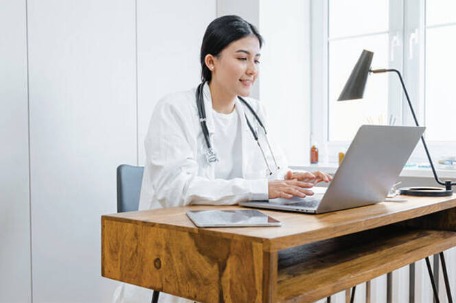 Respiratory Care student doing coursework online